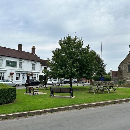 The Bell Hotel Solihull Exterior photo