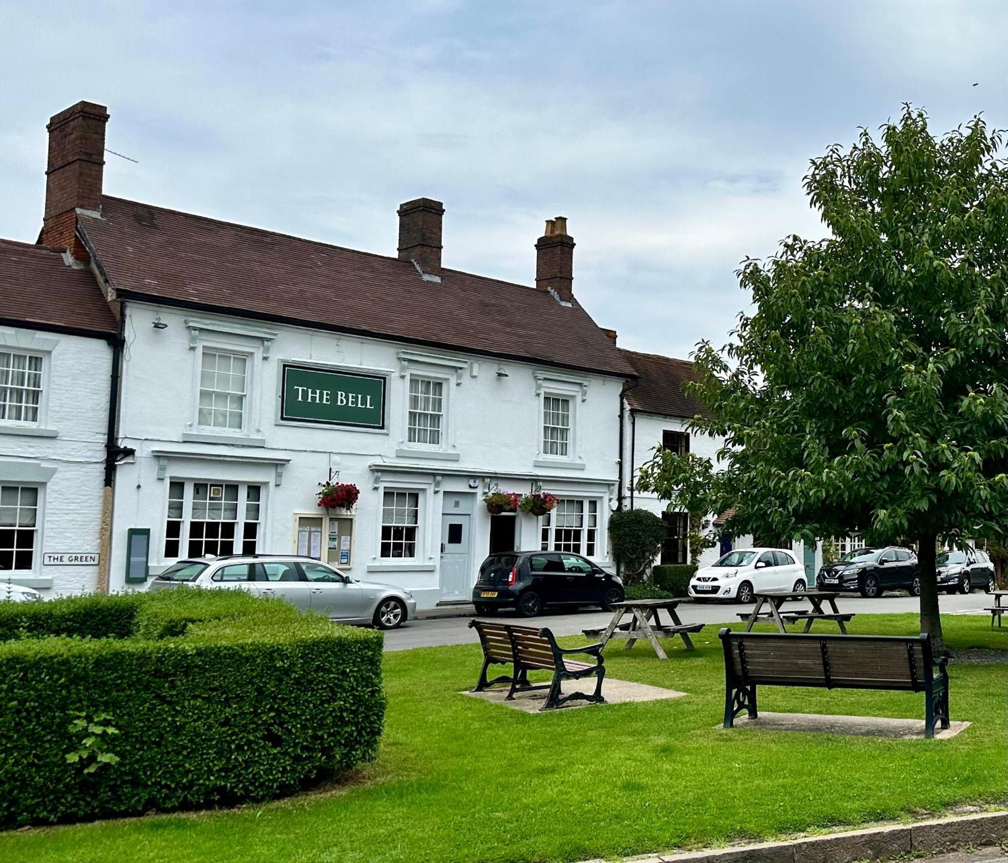 The Bell Hotel Solihull Exterior photo